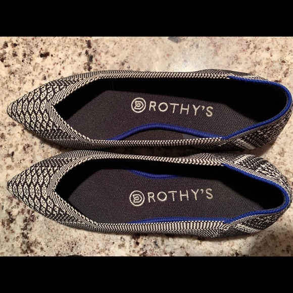 Rothys black & white Pythons points size 8 - Picture 1 of 6